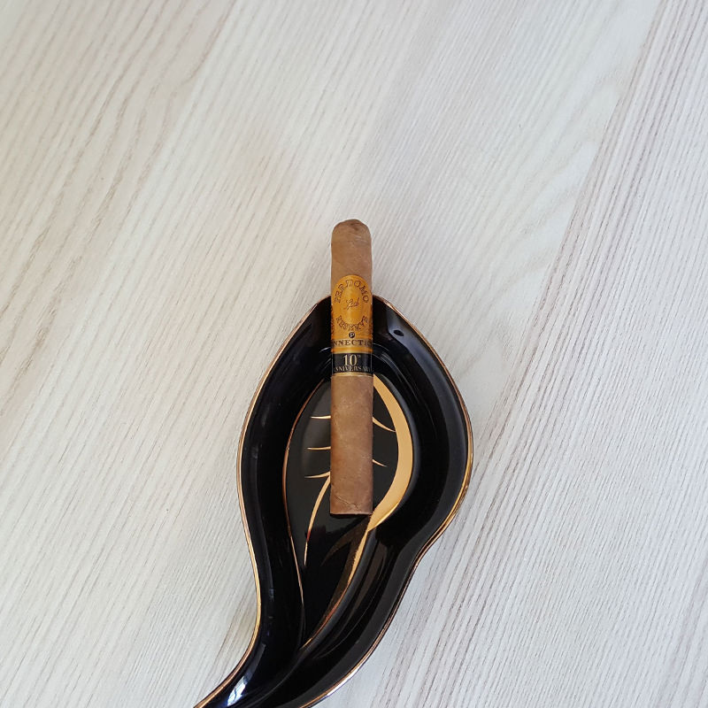 Perdomo 10th Anniversary Connecticut - Puritos